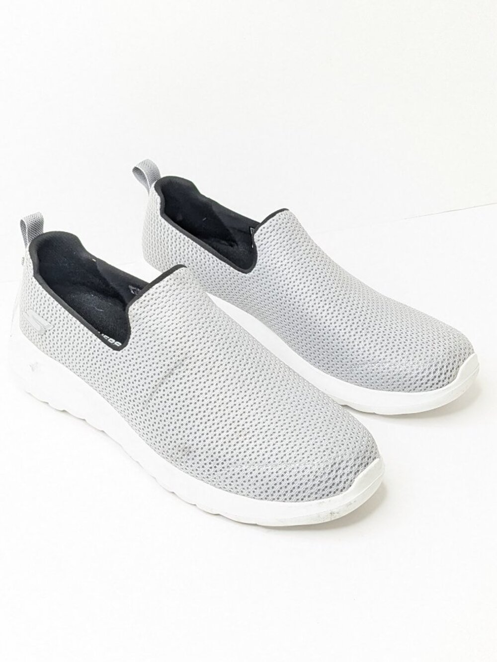 Skechers Go Walk Max Slip-On Shoes Grey Men's 9.5